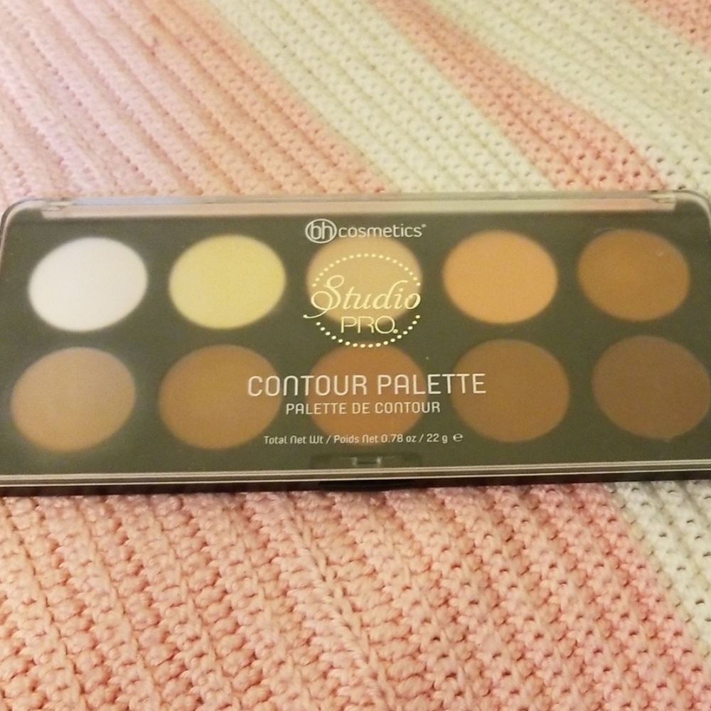 Bh cosmetics studio pro contour palette